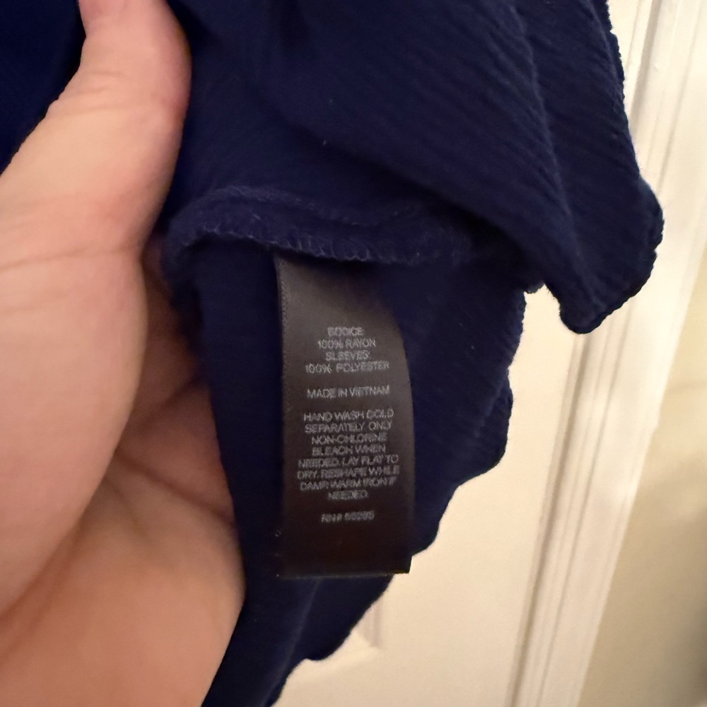 Express Deep Blue Top - Picture 3 of 7